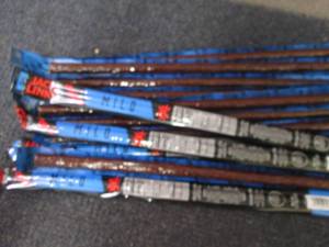 lot 577 image: 12 Jack Links Snack Sticks...