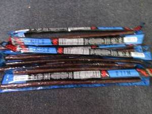 lot 586 image: 12 Jack Links Snack Sticks...