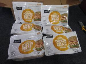 lot 668 image: BB 6- 12 oz FROZEN Essential EveryD...