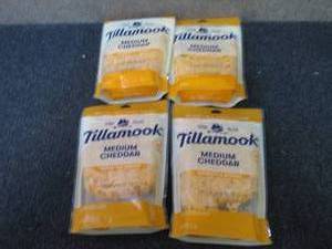 lot 691 image: CC 4- 8 oz FROZEN Tillamook Medium ...