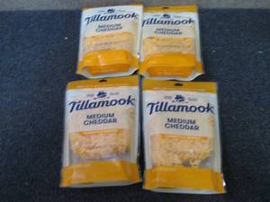 lot 692 image: CC 4- 8 oz FROZEN Tillamook Medium ...