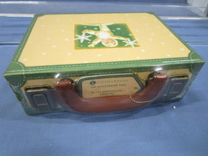 Membership 2001 Kit, Suitcase SB