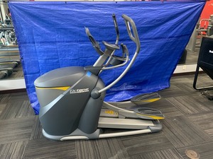 lot 23 image: Octane fitness SmartStride elliptical