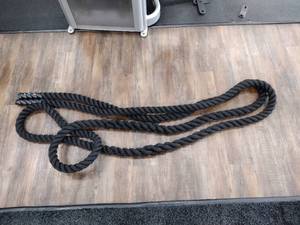 lot 87 image: 285 Twisted Battle Rope