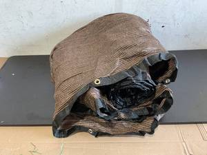 Patio Umbrella, Outdoor Umbrella with Push Button Tilt and Crank, Khaki