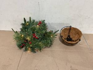 lot 217 image: Christmas Hanging Basket