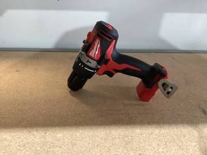 lot 579 image: Milwaukee M18 18V Li-Ion Compact Brushless Cordless 12 DrillDriver