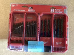 lot 581 image: 29PCS Milwaukee Black Oxide Drill Bit Set