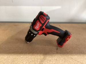 lot 586 image: Milwaukee M18 Li-Ion Cordless Compact Electric DrillDriver 12