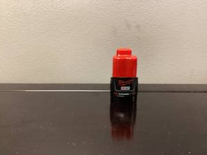 lot 70 image: Milwaukee 48-11-2420 M12 REDLITHIUM 2.0 Compact Battery
