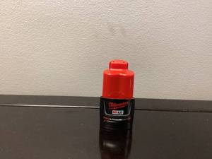 lot 75 image: Milwaukee 48-11-2401 Genuine OEM M12 REDLITHIUM Battery