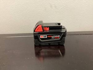 lot 80 image: Milwaukee M18 18-Volt Lithium-Ion Extended Capacity Battery