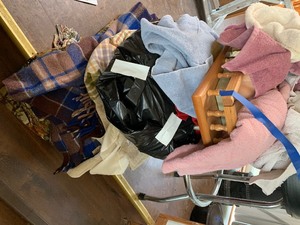 Blankets, towels and stool