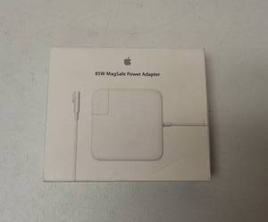 Apple  MagSafe Power Adapter  85W (for 15- and 17-inch MacBook Pro)