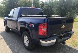 lot 3 image: 2013 Chevy Silverado 1500 4x4