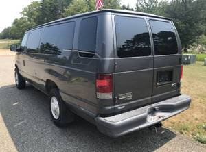 2007 Ford E350 XL Super Duty Econoline Van