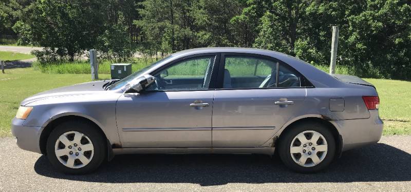 lot 4 image: 2006 Hyundai Sonata