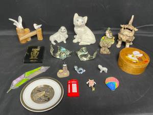 lot 48 image: The Art of Chokin Plate w 24K Gold Edging Made in Japan, Large Variety of Animal Figurines (mixed materials), Magnets, Small Circular Wooden Storage Box and More