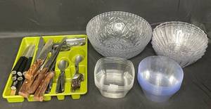 lot 49 image: Decorative Hard Plastic Serving Bowls (Variety of Sizes) and Contents of Kitchen UtensilsKnivesetc