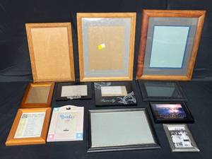 lot 66 image: Lot of Various Picture Frames - Variety of Colors and Sizes