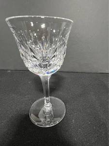 lot 179 image: VTG Set of Beautiful 8 Crystal Wine Glasses