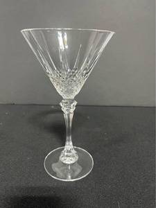 lot 182 image: VTG Set of 4 Longchamp Darques Cristal Martini Glasses