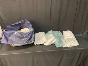 lot 151 image: Queen Sheet Sets and Towels