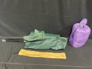 lot 197 image: Childrens Pacific Play Tent w Sleeping Bag