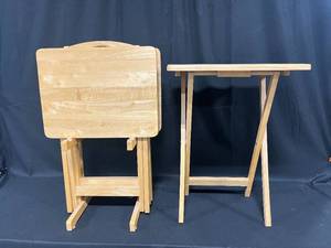 lot 246 image: Set of 4 Light Wood TV Trays w Stand