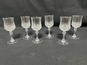 lot 250 image: Set of 6 VTG Longchamp Cristal Darques Wine Glasses