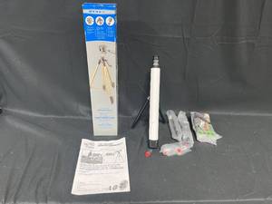 lot 266 image: 2 Telescopes w Accessories - 1 Dynex Telescope in Orig Box
