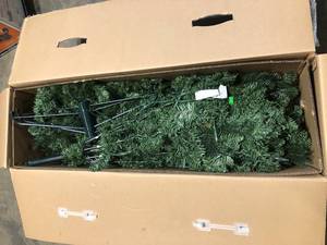 lot 20 image: Home Accents Holiday 9 Foot Wesley Long Needle Pine LED Pre-Lit Tree  Customer Returns See Pictures