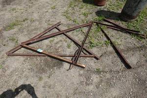 lot 177 image: Wall Jacks