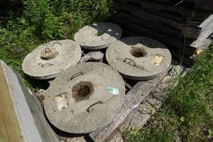 lot 175 image: 26 Concrete Septic Tank Lids