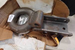 lot 302 image: Adjustable Eye Assembly - 6-Ton Capacity