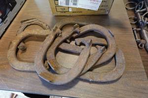 lot 261 image: Large Horseshoes