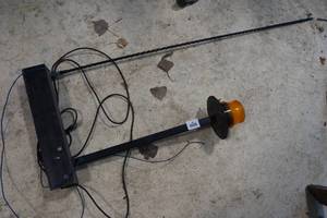 lot 68 image: Beacon Light with CB Antenna