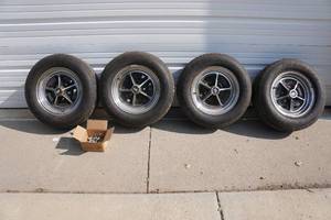 lot 5 image: 4 Buick 14 Rally Wheels