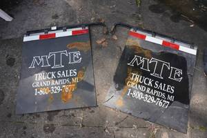 lot 28 image: Commercial Truck Mud Flaps