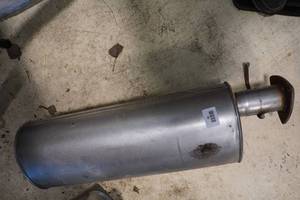 lot 98 image: Walker Quiet Flow 3 Muffler