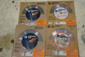 lot 219 image: 4 NEW Cushion Cut Dry Cutting Diamond Blade Concrete Saw Blades