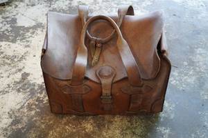 lot 231 image: Antique Leather Bag
