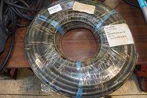 lot 221 image: 14 AirWater Hose
