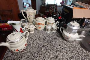 lot 345 image: Assorted Tea Pots, Pitchers, and Accessories