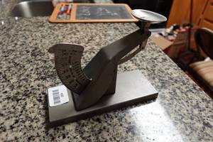lot 430 image: Specialty Manufacturing Unique Scale