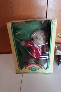 lot 583 image: Cabbage Patch Kids Doll with Box