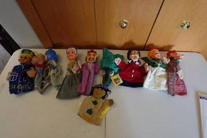 lot 587 image: Assorted Puppets - Batman, Popeye, Mister Rogers Neighborhood