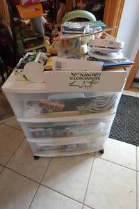 lot 592 image: Organizer with Doll Parts and Toys - Gumby