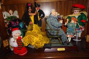 lot 381 image: Norman Rockwell Figure, Mimi Doll, Flamenco Dancers