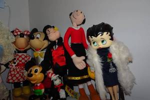 lot 395 image: Dolls - Popeye and Olive Oyl, Mickey and Minnie, Betty Boop